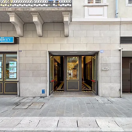 Apartment Homey I Teatro Romano *