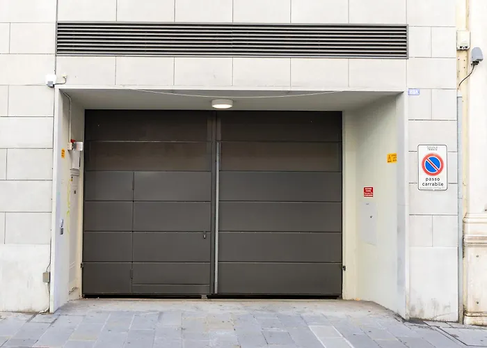 Homey I Teatro Romano Apartment *