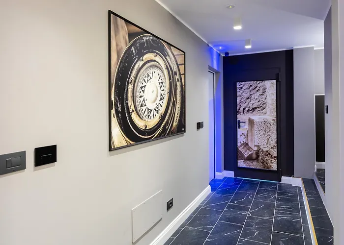 Apartment Homey I Teatro Romano *