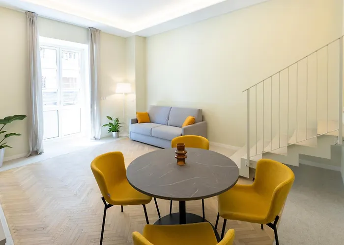 Homey I Teatro Romano *