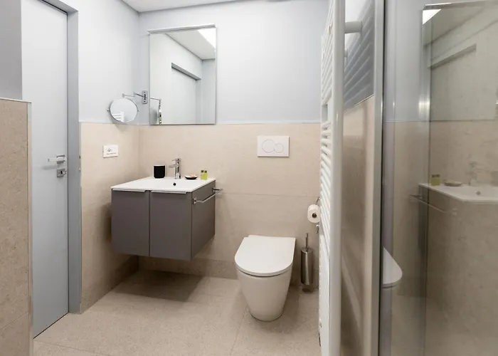 Homey I Teatro Romano Apartment Triest