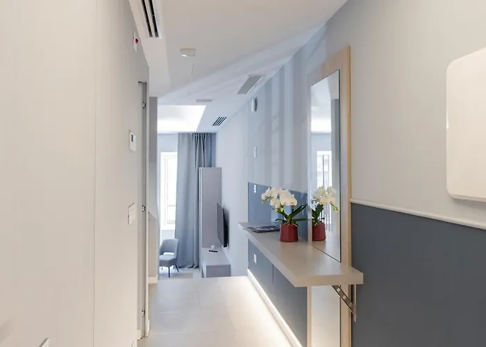 Apartment Homey I Teatro Romano