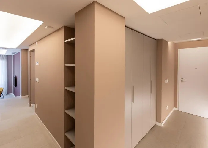 Apartment Homey I Teatro Romano