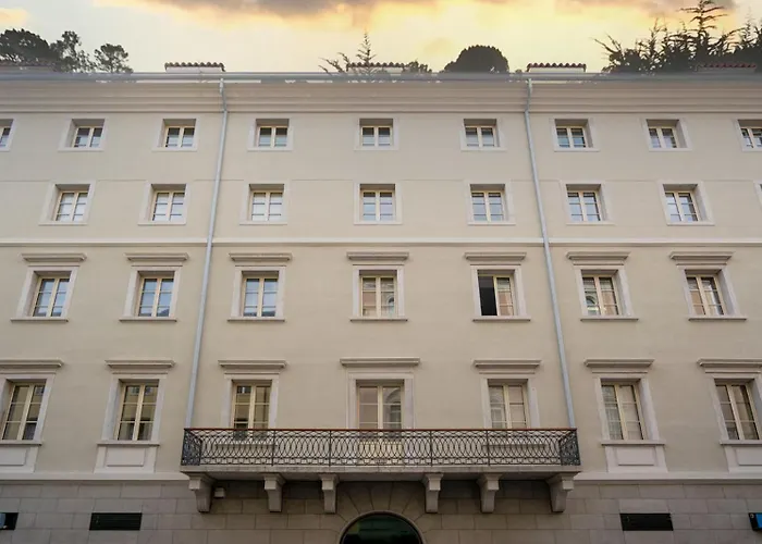 Homey I Teatro Romano Apartment