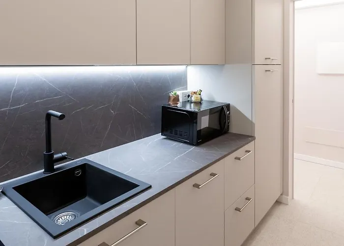 Homey I Teatro Romano Apartment