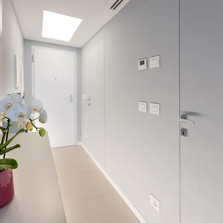 Apartment Homey I Teatro Triest