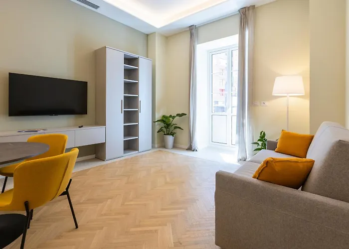 Homey I Teatro Romano Apartment Trieste