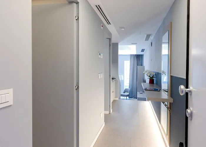 Homey I Teatro Romano شقة