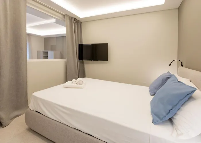 Homey I Teatro Romano Apartment *