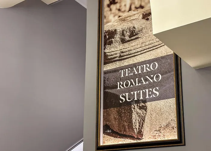 Homey I Teatro Romano شقة