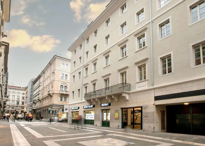 شقة Homey I Teatro Romano *