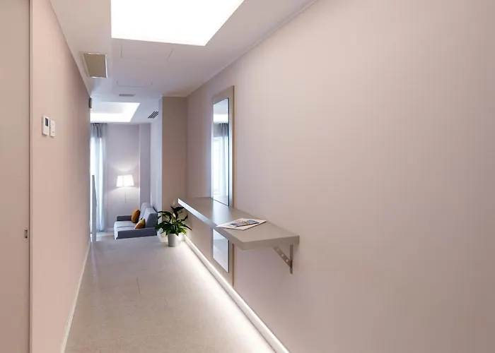 Homey I Teatro Romano Apartment *